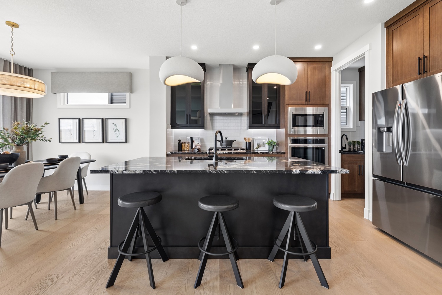Kitchen - 478 Rosemary Gardens SE - Springhill Showhome